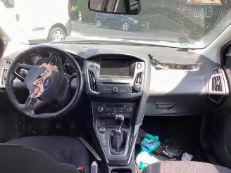 Ford Focus  picture 9