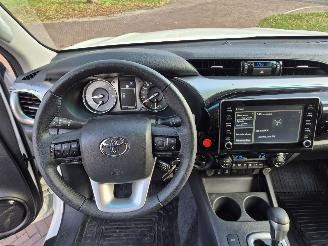 Toyota Hilux 2.4 D-4D Double Cab Professional picture 19