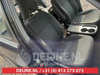 Honda Cr-v CR-V (RD5/6/7/8), SUV, 2001 / 2007 2.0i 16V VTEC picture 15