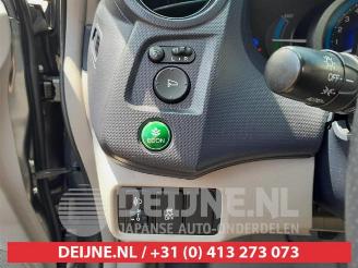 Honda Insight Insight (ZE2), Hatchback, 2009 / 2014 1.3 16V VTEC picture 16