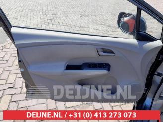Honda Insight Insight (ZE2), Hatchback, 2009 / 2014 1.3 16V VTEC picture 10