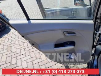 Honda Insight Insight (ZE2), Hatchback, 2009 / 2014 1.3 16V VTEC picture 12