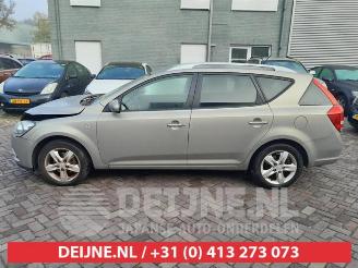 Kia Cee d Cee'd Sporty Wagon (EDF), Combi, 2007 / 2012 1.4 16V picture 4