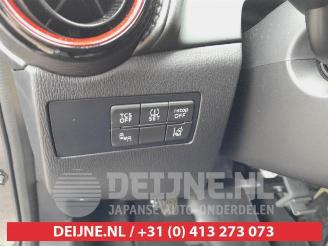 Mazda CX-3 CX-3 (DJ/DK), SUV, 2015 2.0 SkyActiv-G 120 picture 17