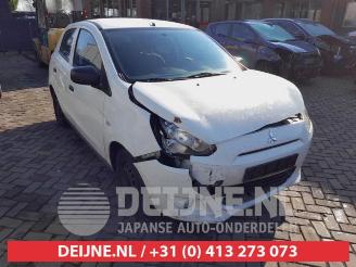 Vrakbiler auto Mitsubishi Space-star Space Star (A0), Hatchback, 2012 1.0 12V 2013/4