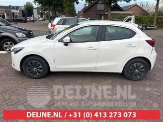 Mazda 2 2 (DJ/DL), Hatchback, 2014 1.5 SkyActiv-G 75 picture 4