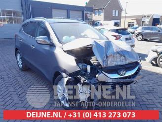 Vrakbiler auto Hyundai Ix35 iX35 (LM), SUV, 2009 / 2015 2.0 CRDi 16V 4x4 2013/5