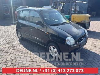 Coche siniestrado Hyundai Atos Atos, Hatchback, 1997 / 2008 1.0 12V 2000/7