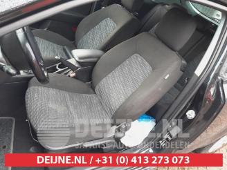 Kia Pro cee d Pro cee'd (EDB3), Hatchback 3-drs, 2008 / 2012 1.4 CVVT 16V picture 12