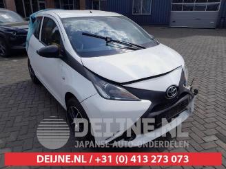 Uttjänta bilar auto Toyota Aygo Aygo (B40), Hatchback, 2014 1.0 12V VVT-i 2015/5