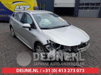 Coche siniestrado Suzuki Swace Swace, Combi 5-drs, 2020 1.8 16V Hybrid 2022/3