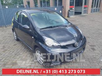 Coche siniestrado Toyota Aygo Aygo (B10), Hatchback, 2005 / 2014 1.0 12V VVT-i 2009/3