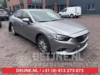 Vrakbiler auto Mazda 6 6 (GJ/GH/GL), Sedan, 2013 2.2 SkyActiv-D 150 16V 2015/2