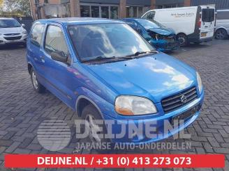 krockskadad bil auto Suzuki Ignis Ignis (FH), Hatchback, 2000 / 2005 1.3 16V 2002/8
