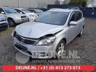 Kia Cee d Cee'd Sporty Wagon (EDF), Combi, 2007 / 2012 1.4 16V picture 3