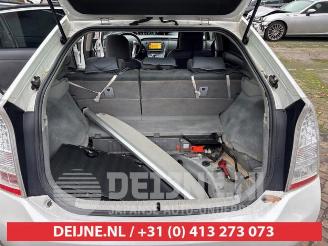 Toyota Prius Prius (ZVW3), Hatchback, 2009 / 2016 1.8 16V picture 22