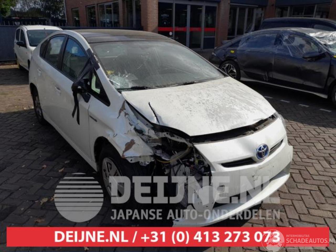 Toyota Prius Prius (ZVW3), Hatchback, 2009 / 2016 1.8 16V