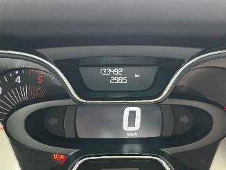 Renault Captur 1.5 dCi NAVI / CRUISE / PDC picture 14