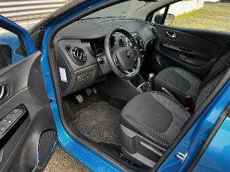 Renault Captur 1.5 dCi NAVI / CRUISE / PDC picture 6