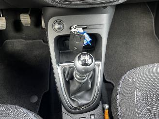 Renault Captur 1.5 dCi NAVI / CRUISE / PDC picture 11