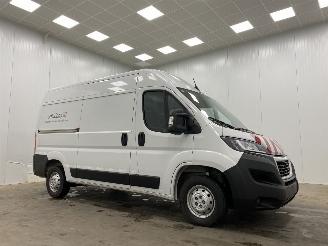 Peugeot Boxer 2.2 HDI L2H2 Airco picture 1