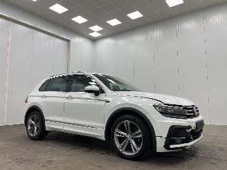 Volkswagen Tiguan 2.0 TDI DSG R-Line Panoramadak Navi Clima picture 1