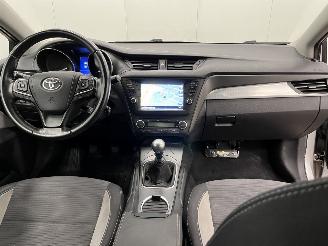 Toyota Avensis 1.6 D-4D-F Navi Clima picture 11