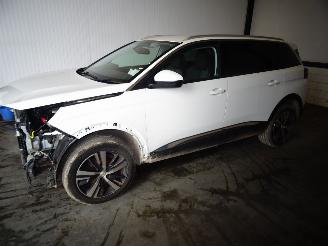 Sloopauto Peugeot 5008 1.2 THP 2020/12