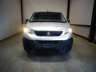 disassembly passenger cars Peugeot Expert 2.0 HDI 2020/3