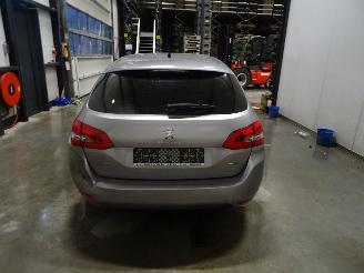 Peugeot   picture 4