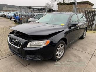 Vrakbiler auto Volvo V-70 V70 (BW), Combi, 2007 / 2016 2.4 D5 20V 2008/9