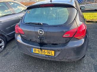 Opel Astra Astra J Hatchback - 1.4 16V ecoFLEX Hatchback 4Dr Benzine 1.398cc 74kW (101pk) FWD 2009-12/2015-10 (PC6EB; PC6ET; PD6EB; PD6ET; PE6EB; PF6EB) A14XER picture 8