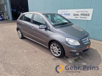 Dezmembrări autoturisme Mercedes B-klasse B (W245), Hatchback, 2005 / 2011 1.5 B-160 16V 2011/6
