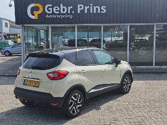 krockskadad bil auto Renault Captur 0.9 Energy TCE 12V SUV  Benzine 898cc 66kW (90pk) FWD 2016/1
