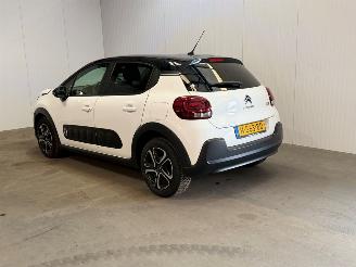 Vaurioauto  passenger cars Citroën C3 1.2 Vti 12V PureTech Hatchback  Benzine 1.199cc 61kW (83pk) FWD 2020/2