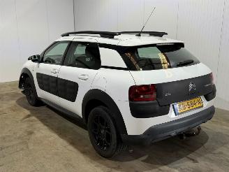 uszkodzony samochody osobowe Citroën C4 cactus 1.2 PureTech 82 12V Hatchback 4Dr Benzine 1.199cc 60kW (82pk) FWD 2016/7