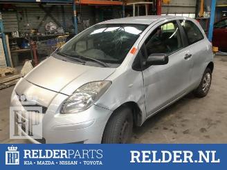 Auto da rottamare Toyota Yaris Yaris II (P9), Hatchback, 2005 / 2014 1.0 12V VVT-i 2009/5