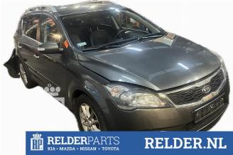 Kia Cee d Cee'd Sporty Wagon (EDF), Combi, 2007 / 2012 1.6 CRDi 115 16V picture 2