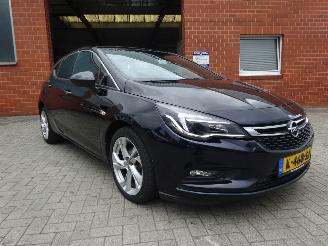 Opel Astra K Dynamic 1.4i Turbo 110kw Automaat GEARBOX PROBLEM! picture 2