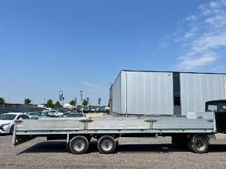 Purkuautot passenger cars -  Veldhuizen P 31-5a  Laadvermogen 3580 Luchtvering 2003/10