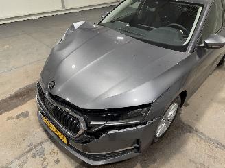 Skoda Octavia 1.5TSI 85kW MHEV Business Edition picture 21