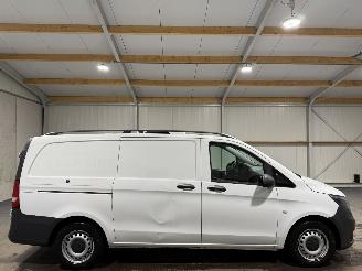 skadebil bedrijf Mercedes Vito 116CDI 120kW  KOEL/VRIES wagen 2017/8