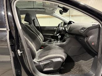Peugeot 308 1.2 96kW PureTech Style Airco Navi picture 23
