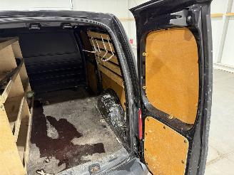 Volkswagen Caddy maxi 2.0TDI L2H1 BMT Trendline picture 29