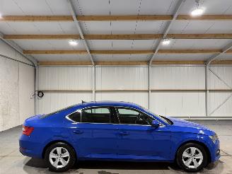 krockskadad bil auto Skoda Superb 1.5TSI 110kW ACT Business Edition 2021/1