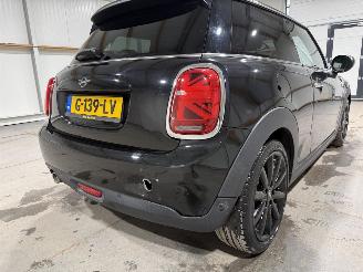 Mini Cooper 1.5 100kW Automaat Cooper Chili picture 34