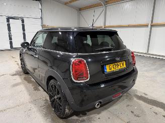 Mini Cooper 1.5 100kW Automaat Cooper Chili picture 12