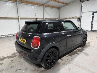 Mini Cooper 1.5 100kW Automaat Cooper Chili picture 5
