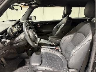 Mini Cooper 1.5 100kW Automaat Cooper Chili picture 37