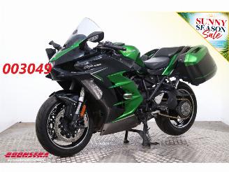 krockskadad bil motor Kawasaki  Ninja H2 SX Akrapovic LED Cruise Heizgriffe 2023/9